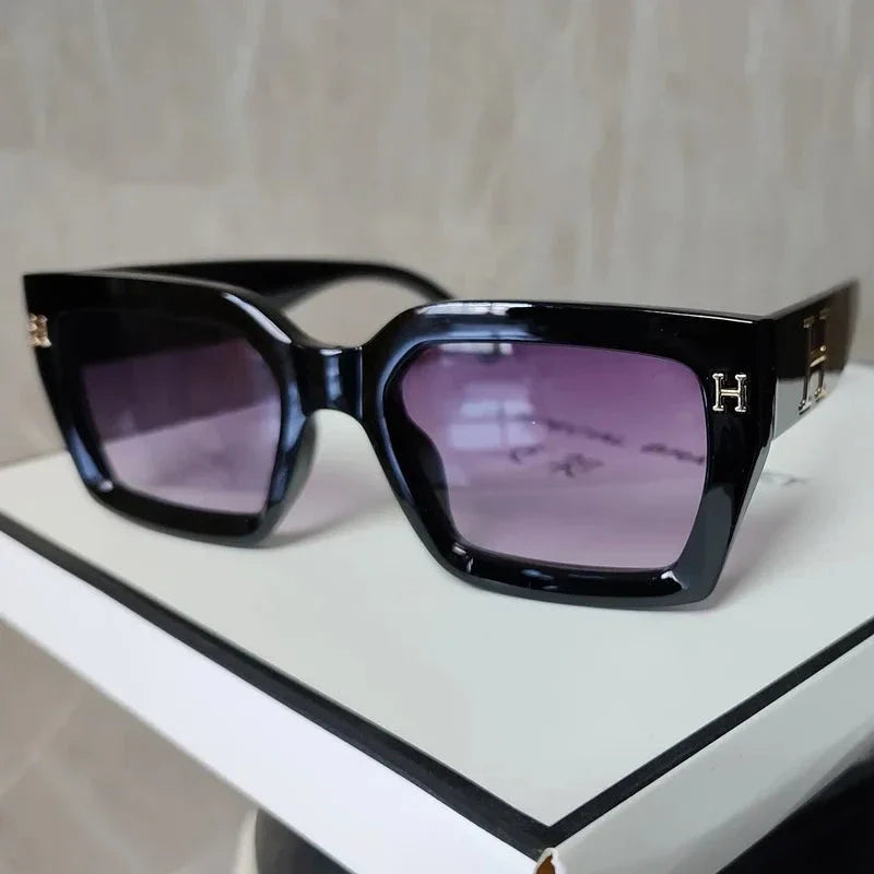 Elegant Women’s Sunglasses - Dahlia Savoy