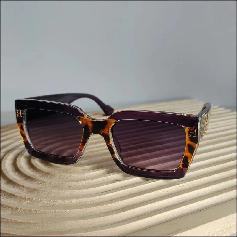 Elegant Women’s Sunglasses - Dahlia Savoy