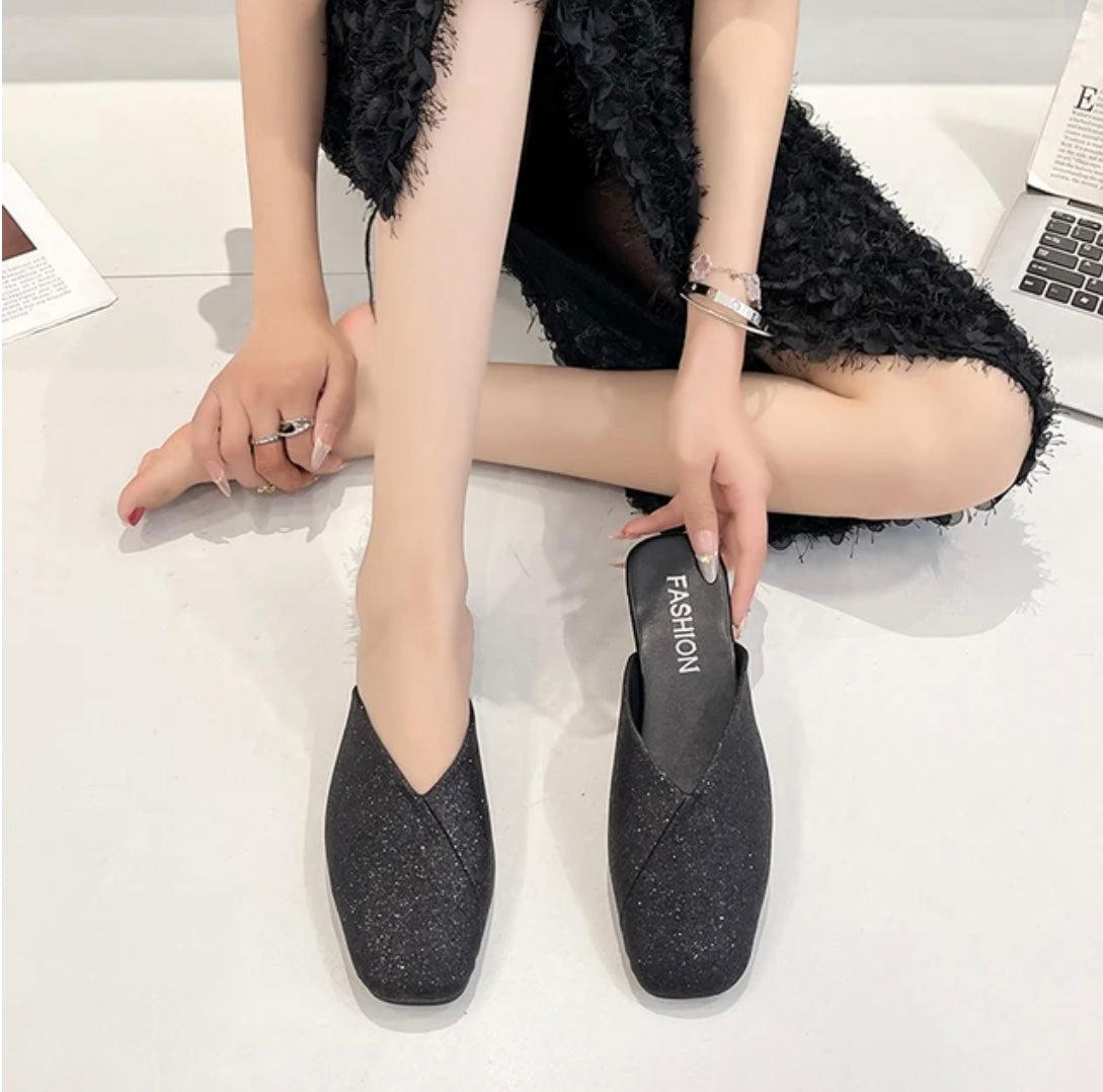 Aura Eleganza Women's Leather Mules