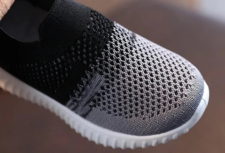 AirBreeze Kids Breathable Sneakers