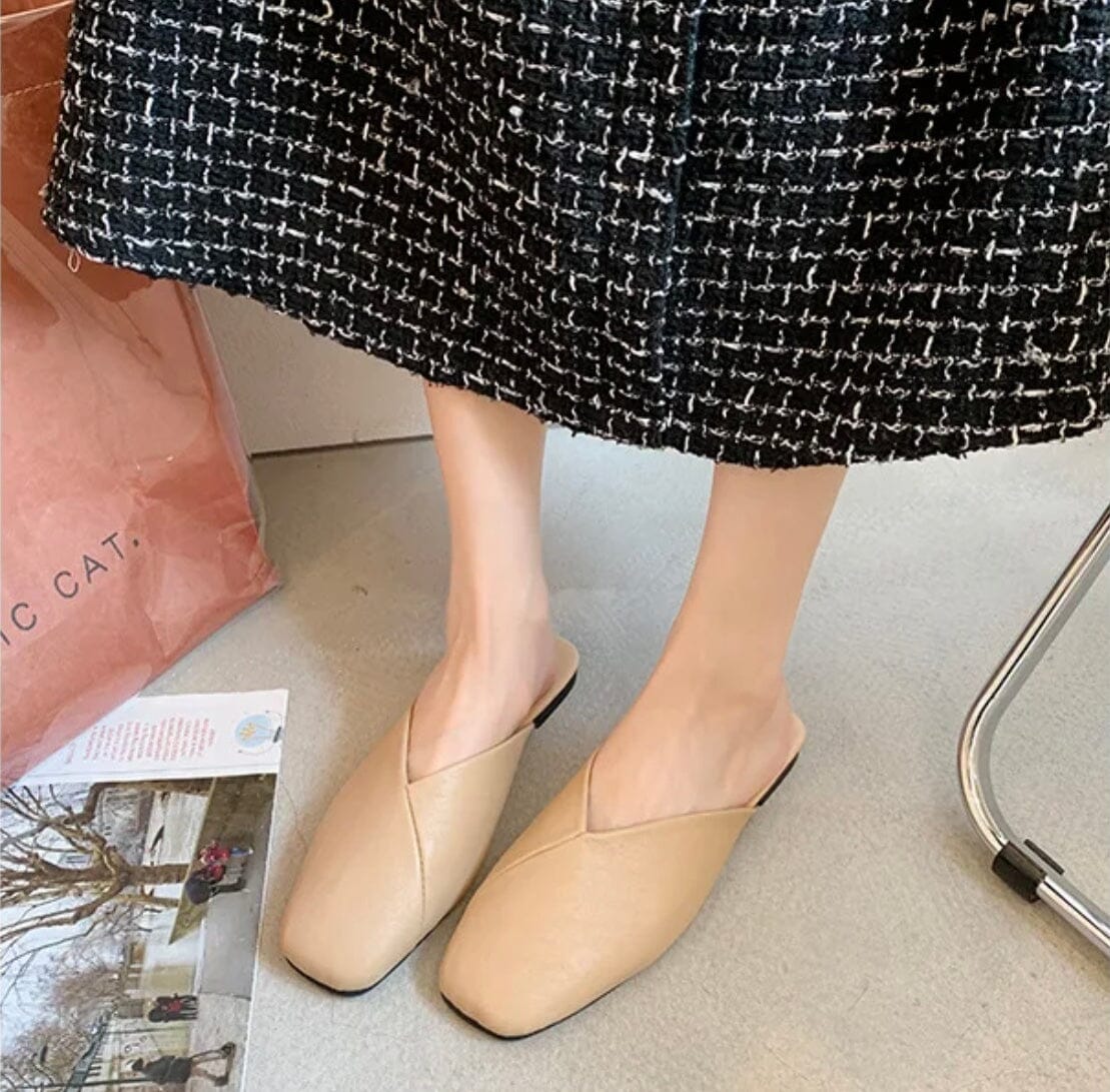 Aura Eleganza Women's Leather Mules