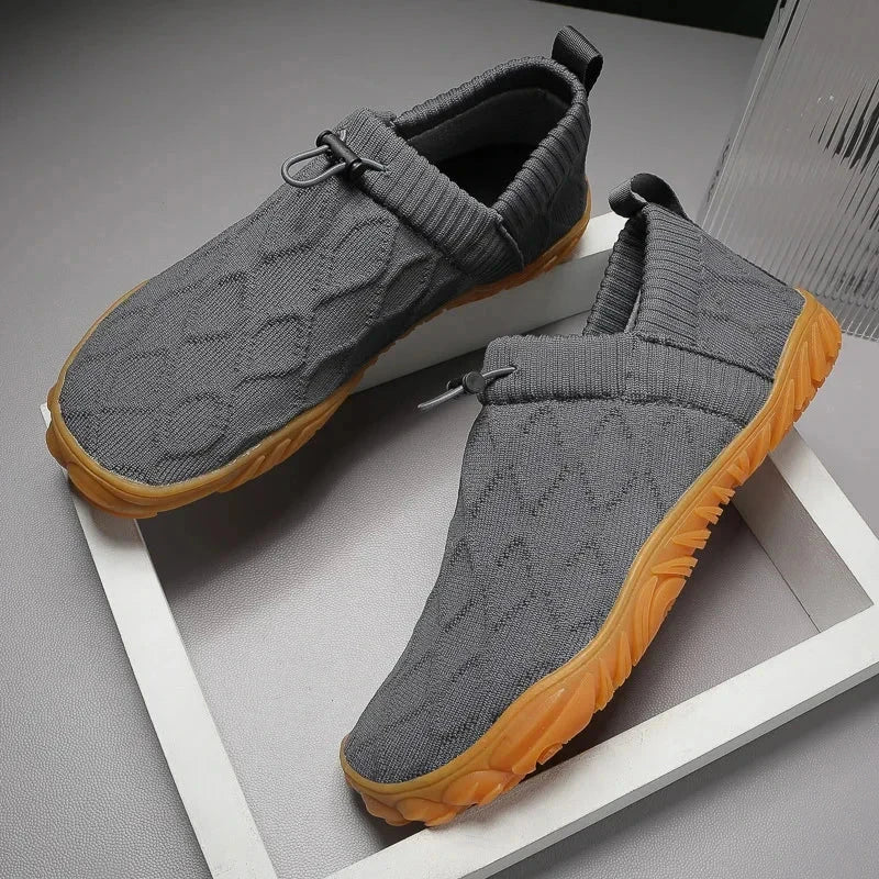 Urban Nomad – Stretchable and Versatile Sneakers