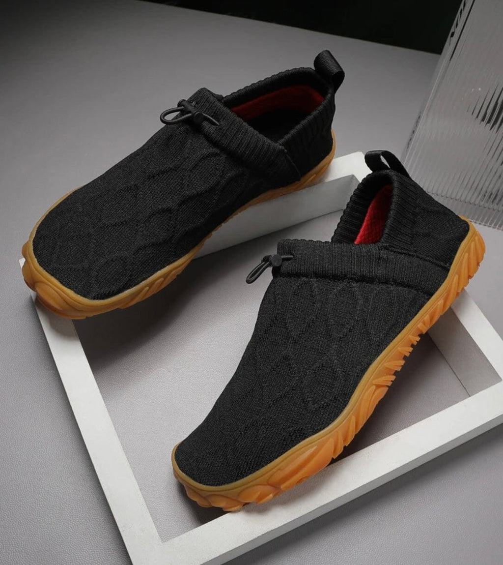 Urban Nomad – Stretchable and Versatile Sneakers