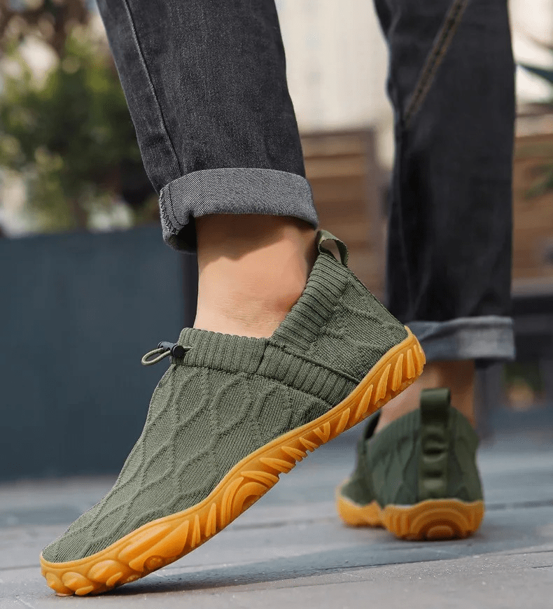 Urban Nomad – Stretchable and Versatile Sneakers