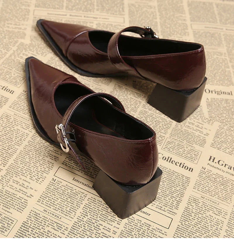 Lunara Vintage Pointed Toe Women's Leather Shoes