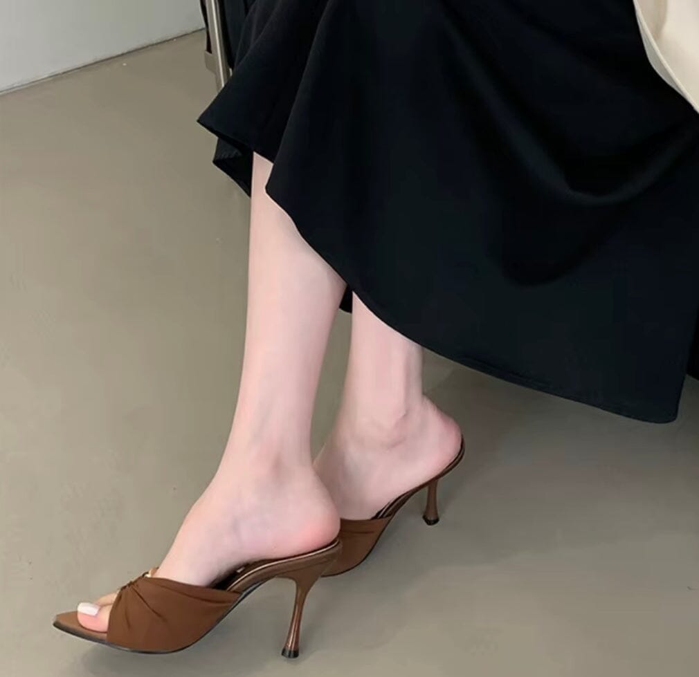 Aureth – Elegant Thin High-Heel Sandals