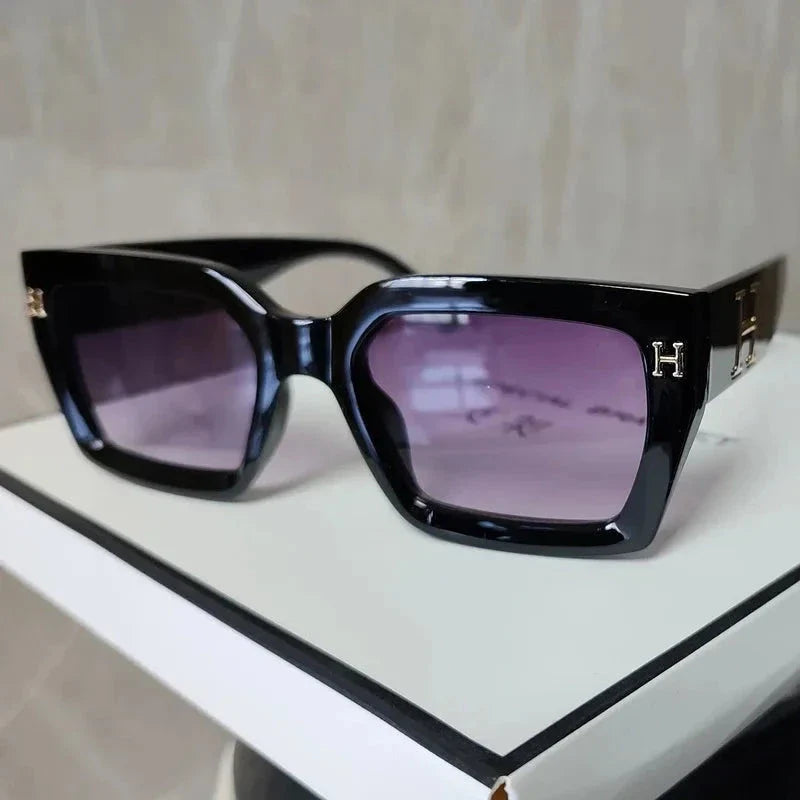 Elegant Women’s Sunglasses - Dahlia Savoy