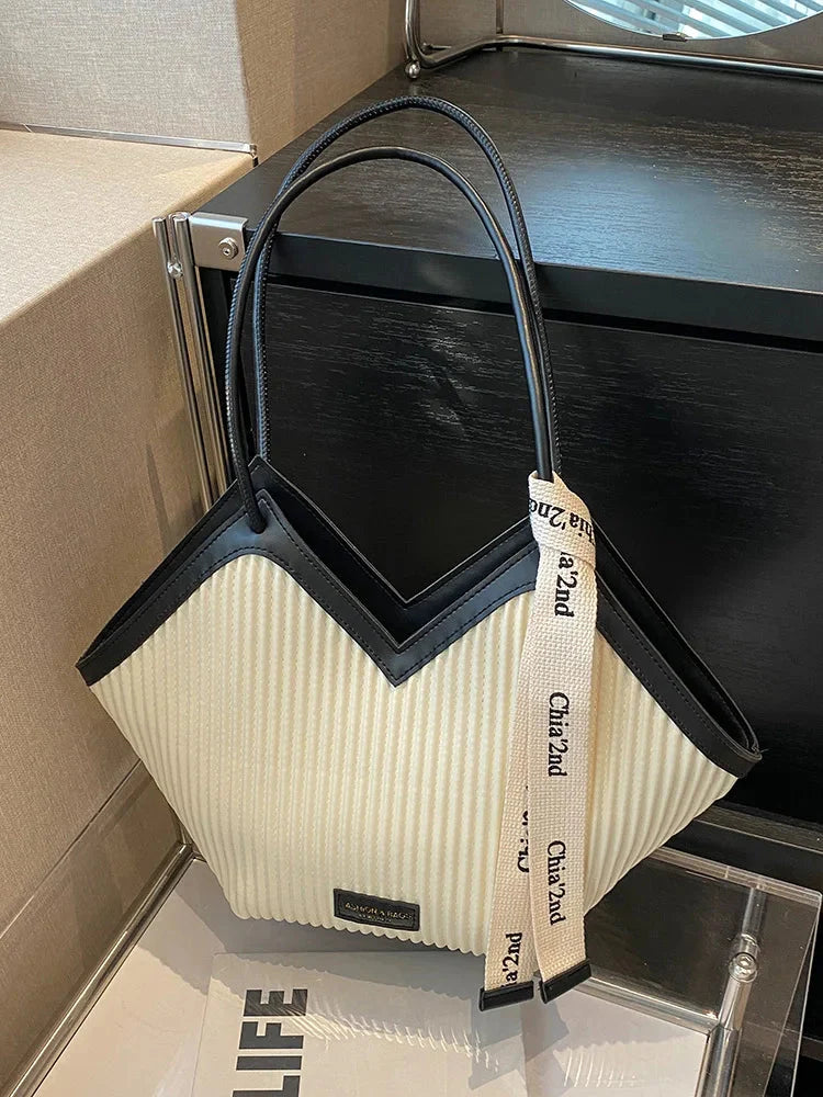 Juliet Leather Shoulder Bag