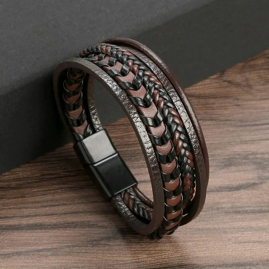 Klaiven – Modern Leather Bracelet