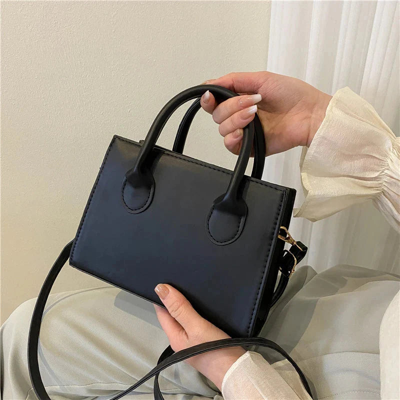 Laurel Minimalist Leather Bag
