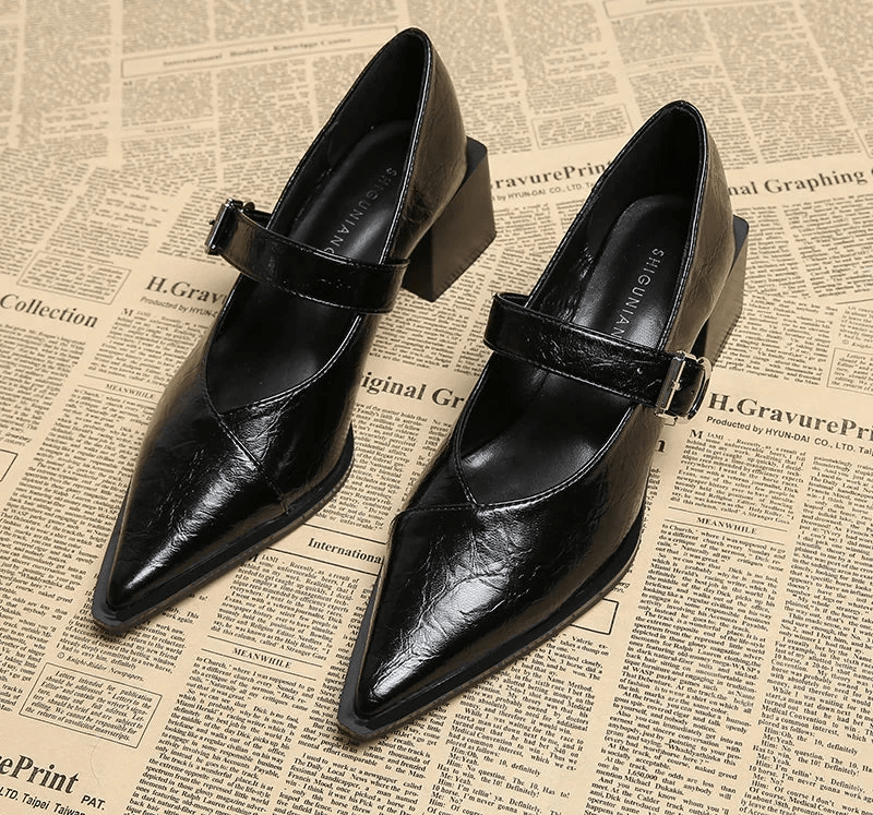 Lunara Vintage Pointed Toe Women's Leather Shoes