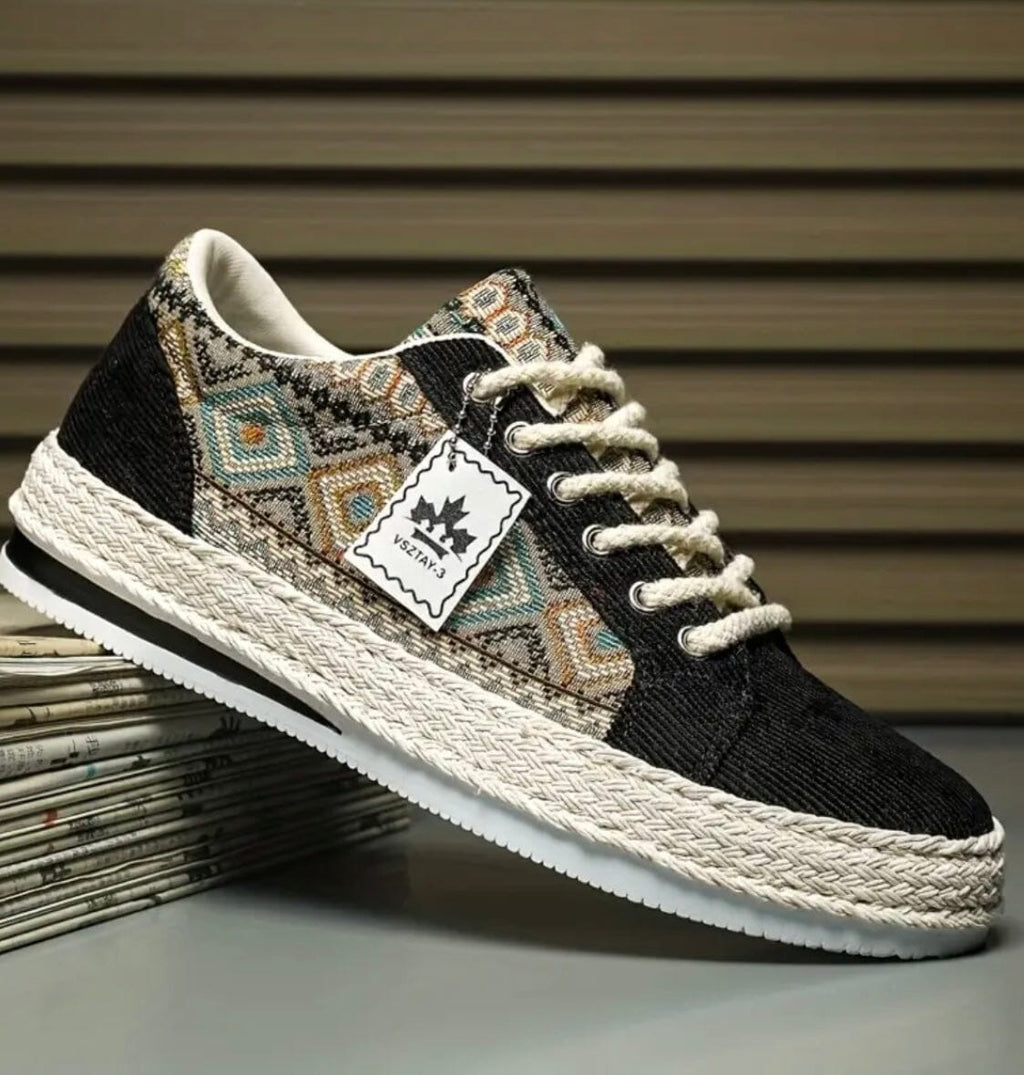 UrbanColors Men’s Casual Sneakers