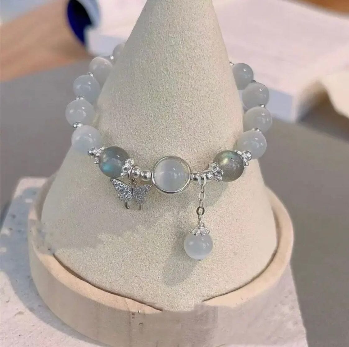 LysaCharm – Elegant Bracelets for Women