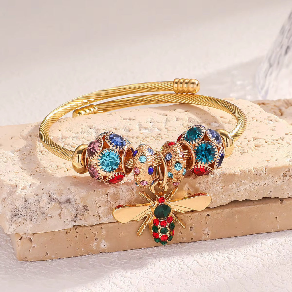 Mirelith – Elegant Stylized Bracelet