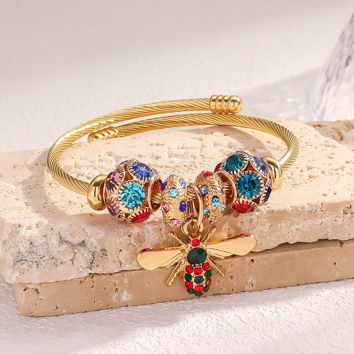 Mirelith – Elegant Stylized Bracelet