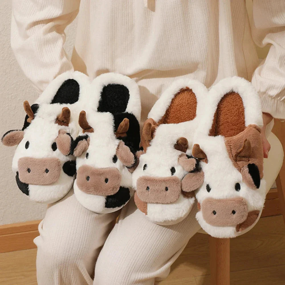 MooHugs – Plush Slippers for Winter