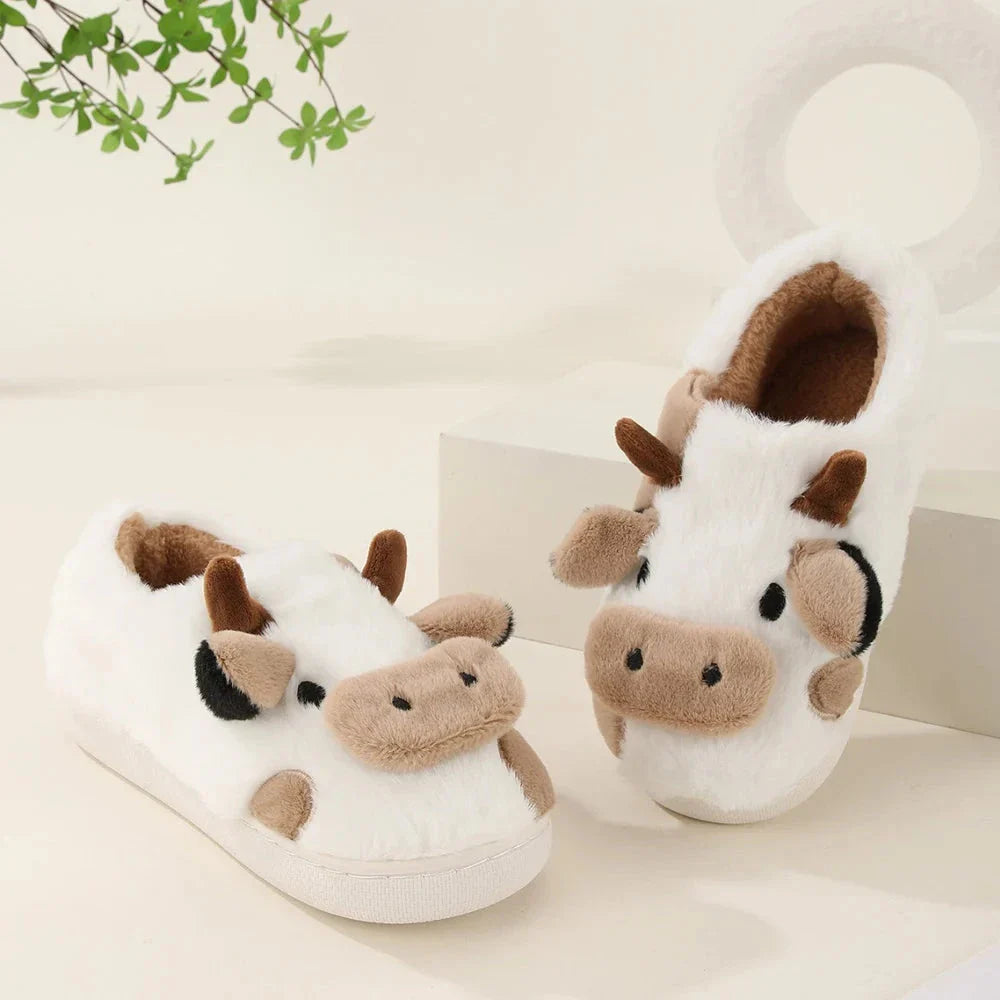 MooHugs – Plush Slippers for Winter