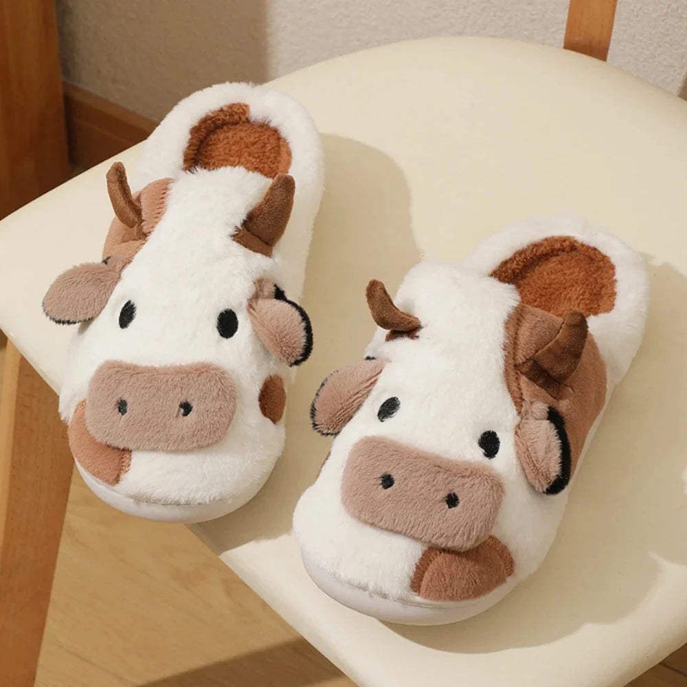 MooHugs – Plush Slippers for Winter