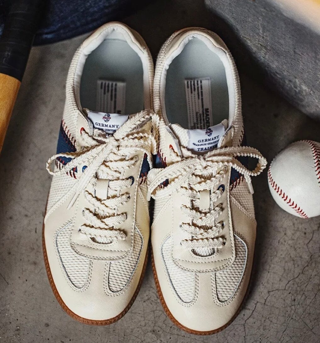 StitchRunner – Classic German Sneaker with Vintage Style