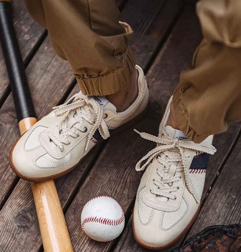 StitchRunner – Classic German Sneaker with Vintage Style