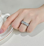 Valérith – Elegant Luxury Ring