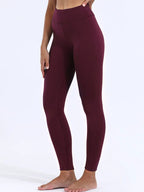 Velvéra – Women’s Velvet Leggings